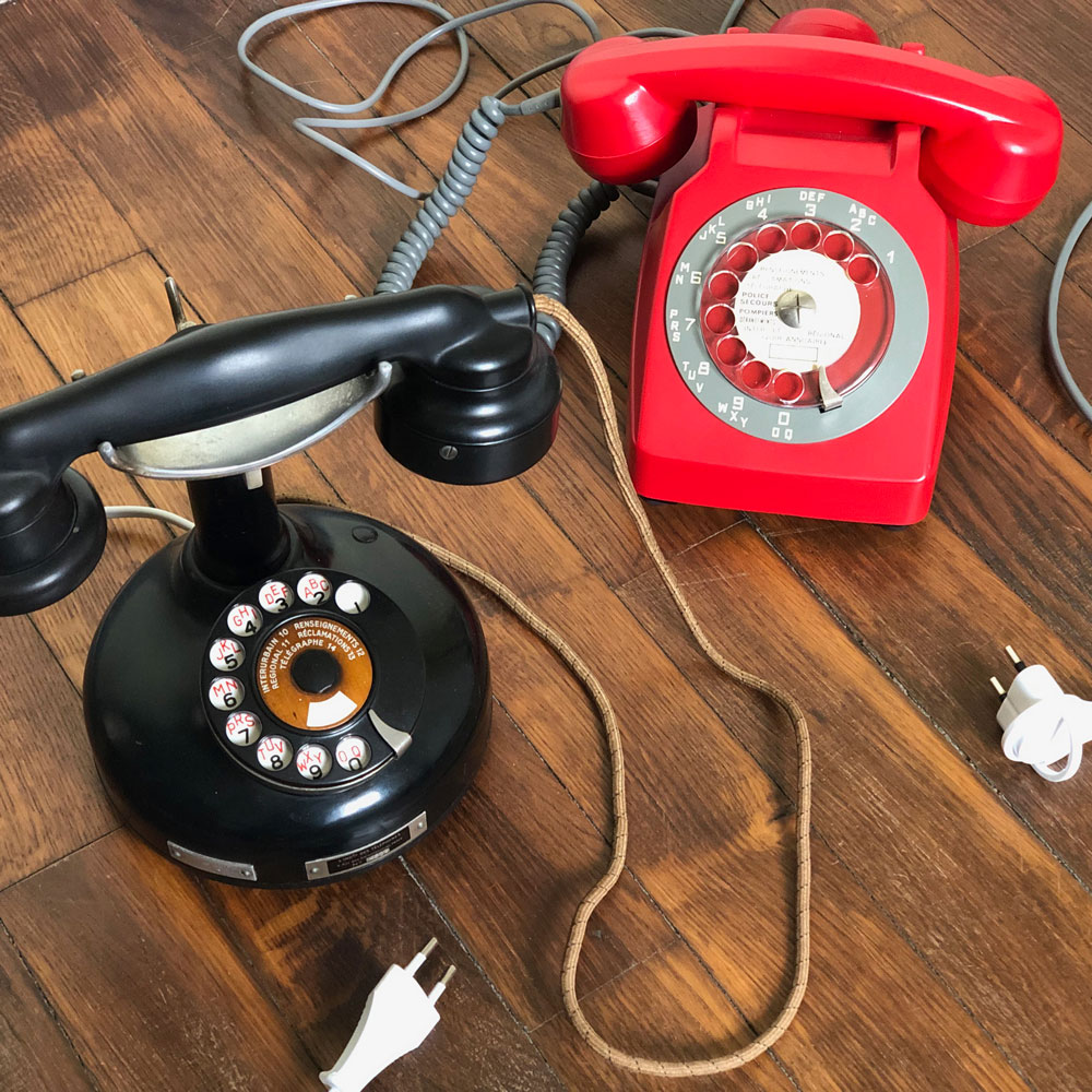 Installation Sonore : Le téléphone ancien, photo 1